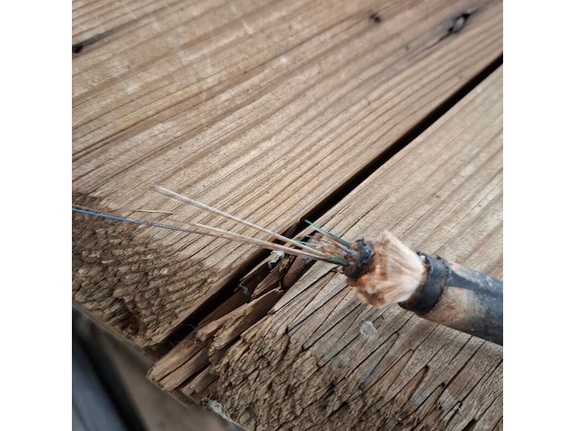 Kabel op houten haspel - afbeelding 4 van  5