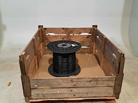 Kabel op kunstof haspel - afbeelding 1 van  5