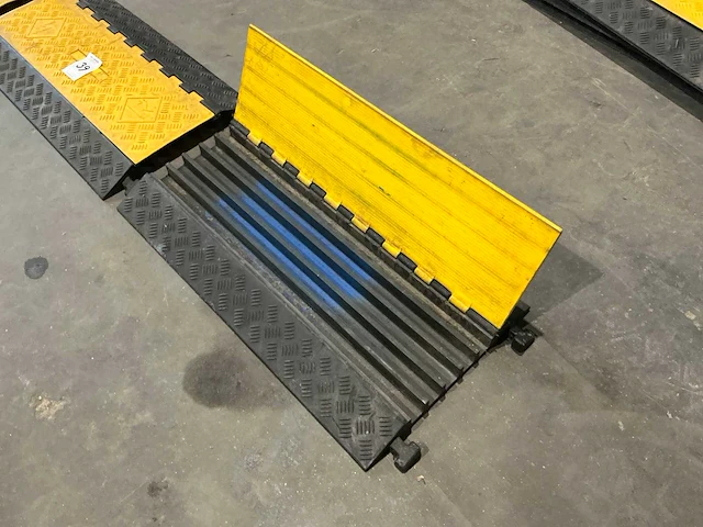 Kabelbeschermer / kabelgoot (3x) - afbeelding 4 van  4