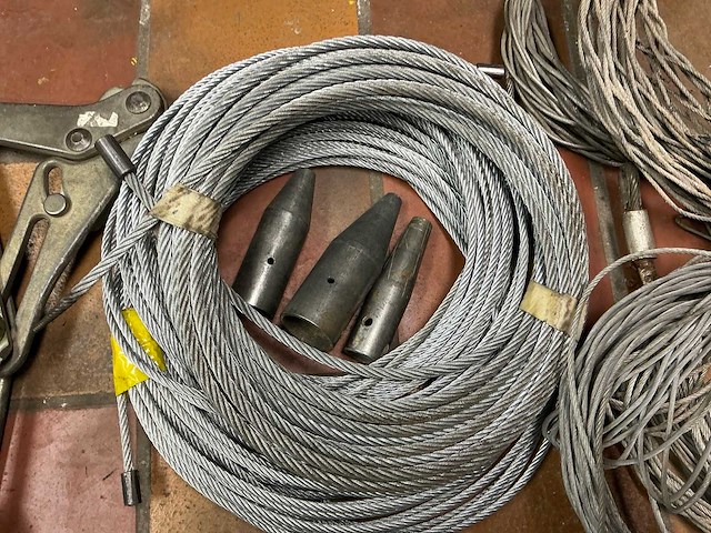 Kabelklem met toebehoren - afbeelding 2 van  5