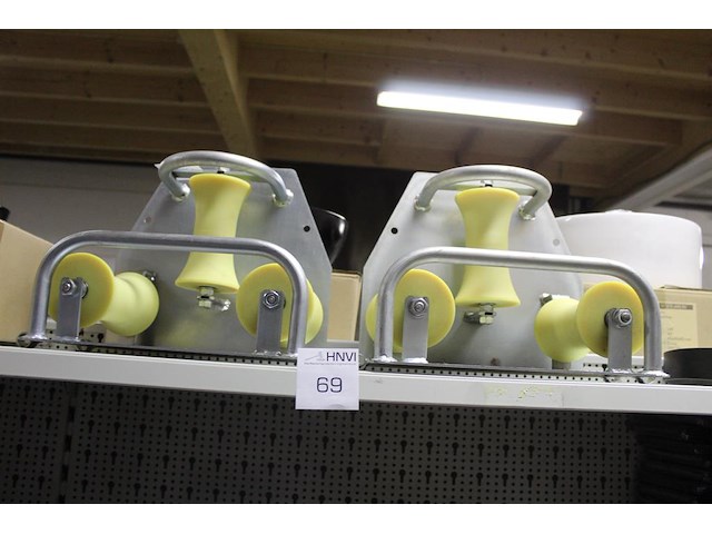 Kabelroller twee stuks - afbeelding 1 van  2