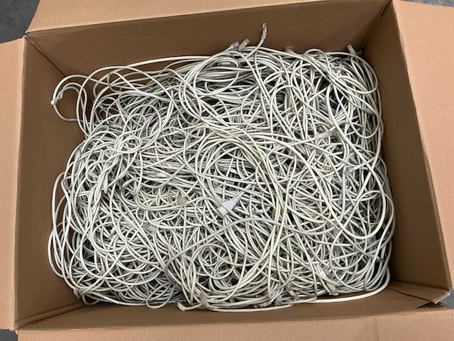 Kabels en snoeren - afbeelding 1 van  3