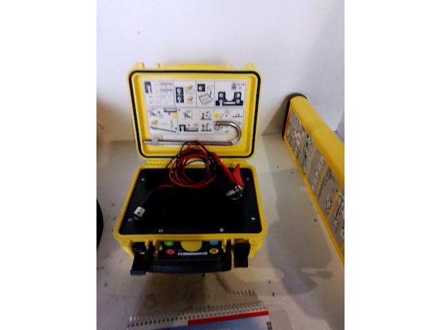 Kabelzoeker met diepte uitlezing incl. generator leica, digicat 550i xf, bouwjaar 2016 - afbeelding 5 van  9
