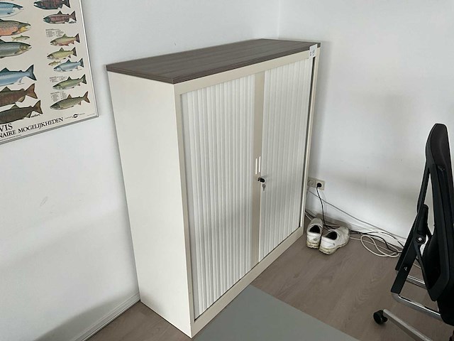 Kabinet - afbeelding 1 van  2
