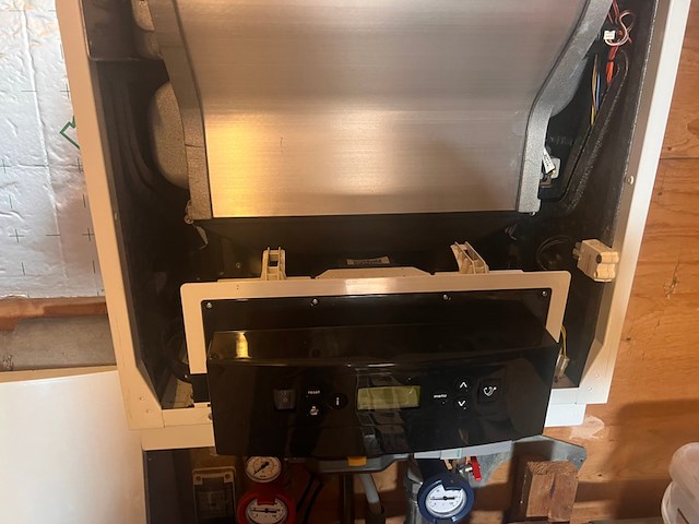 Kachel gebruikt voor zwembad, nefit, nefit hr 70kw (zie qr code), 2020 - afbeelding 3 van  14