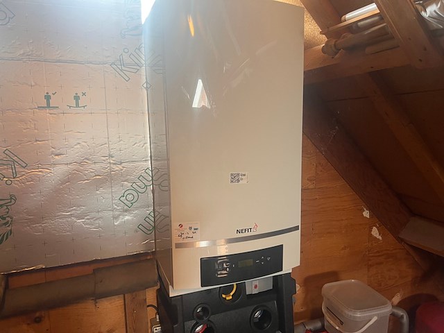 Kachel gebruikt voor zwembad, nefit, nefit hr 70kw (zie qr code), 2020 - afbeelding 1 van  14