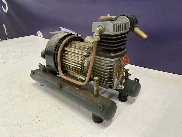 Kaeser luchtcompressor - afbeelding 3 van  6