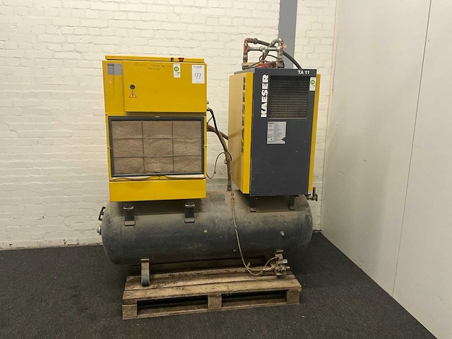 Kaeser persluchtinstallatie - afbeelding 1 van  15