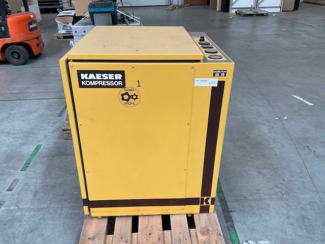 Kaeser sk 19 schroefcompressor - afbeelding 1 van  2