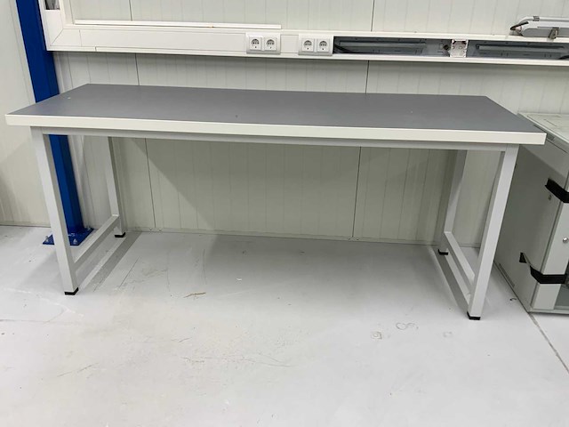 Kaiser kraft werkbank (2x) - afbeelding 1 van  6