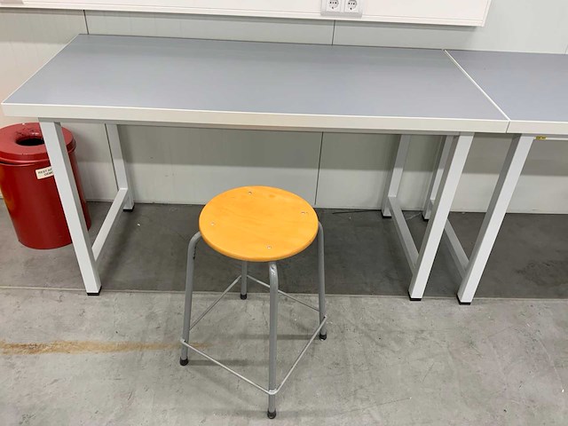 Kaiser kraft werkbank met werkplaatskruk - afbeelding 4 van  5