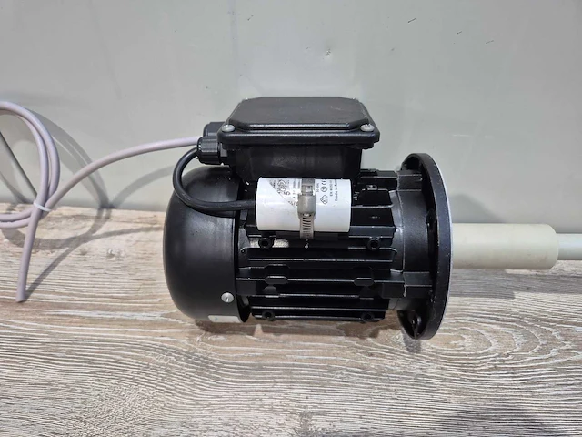 Kaiser motoren - elektromotor met roerstaaf - afbeelding 2 van  7