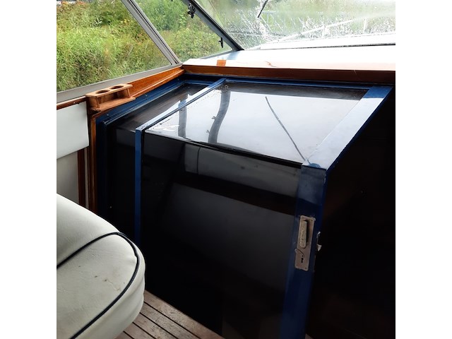 Kajuit motorboot, sea ray, 390 express, 1987 - afbeelding 6 van  142