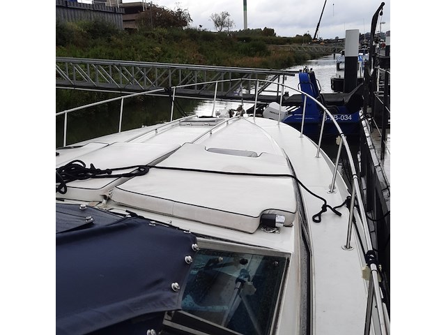 Kajuit motorboot, sea ray, 390 express, 1987 - afbeelding 32 van  142