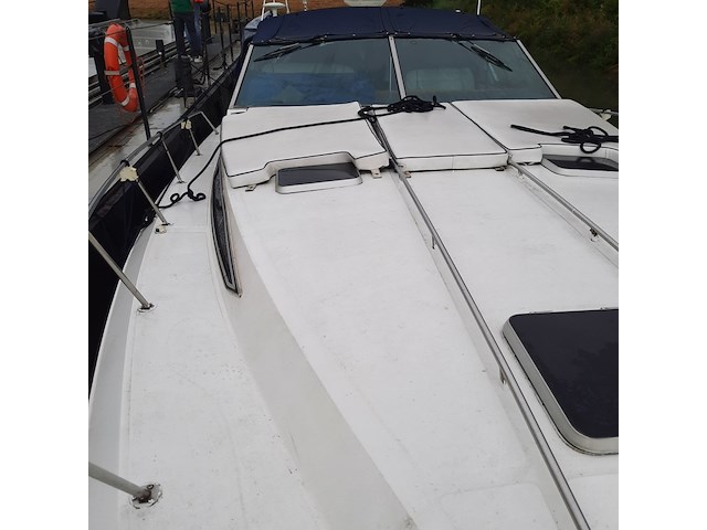 Kajuit motorboot, sea ray, 390 express, 1987 - afbeelding 34 van  142