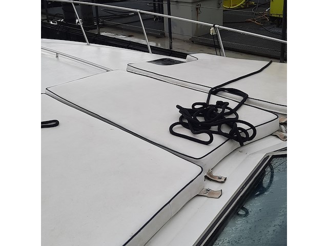 Kajuit motorboot, sea ray, 390 express, 1987 - afbeelding 43 van  142