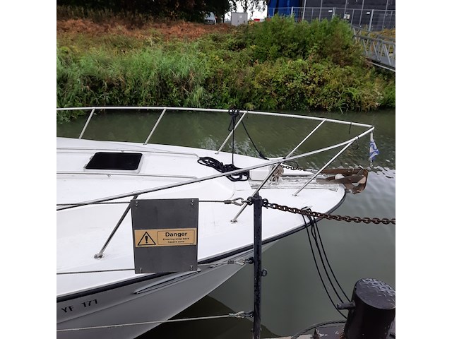 Kajuit motorboot, sea ray, 390 express, 1987 - afbeelding 35 van  142