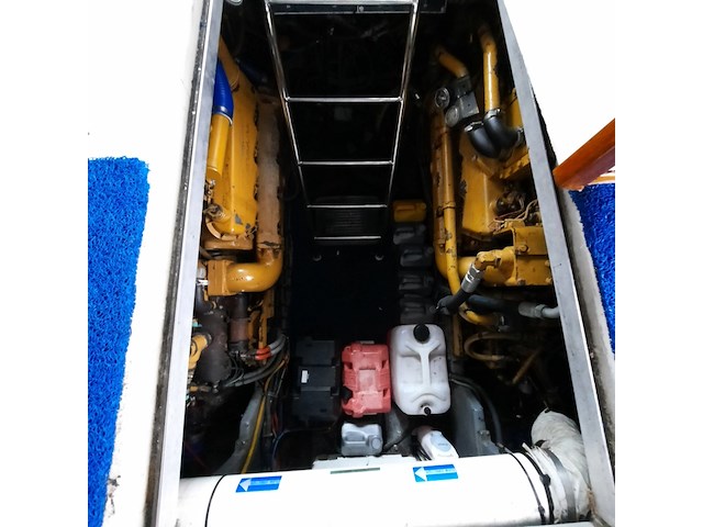 Kajuit motorboot, sea ray, 390 express, 1987 - afbeelding 60 van  142