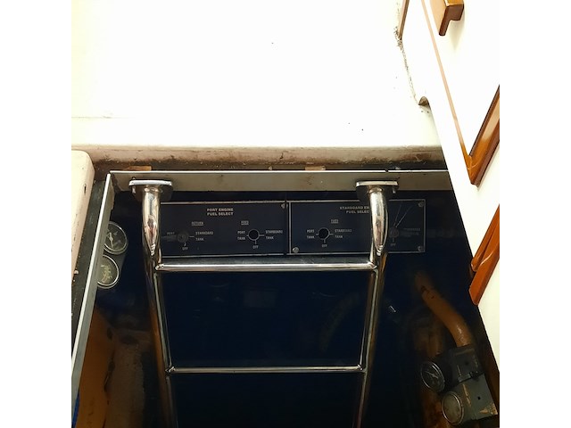 Kajuit motorboot, sea ray, 390 express, 1987 - afbeelding 64 van  142