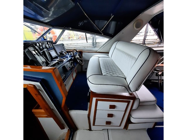 Kajuit motorboot, sea ray, 390 express, 1987 - afbeelding 67 van  142