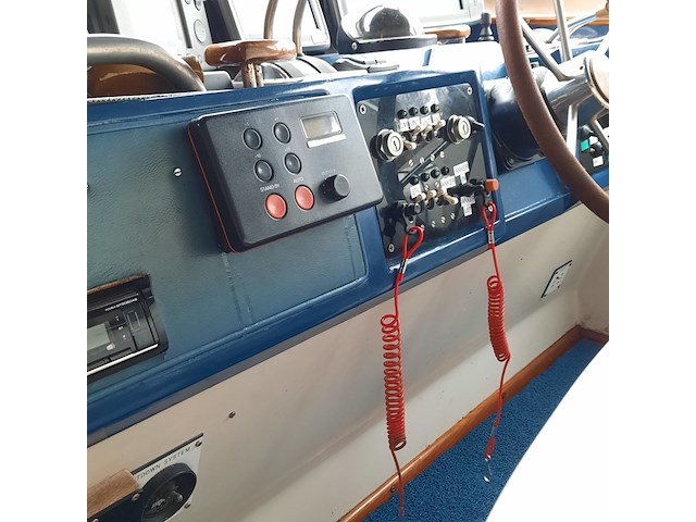 Kajuit motorboot, sea ray, 390 express, 1987 - afbeelding 75 van  142