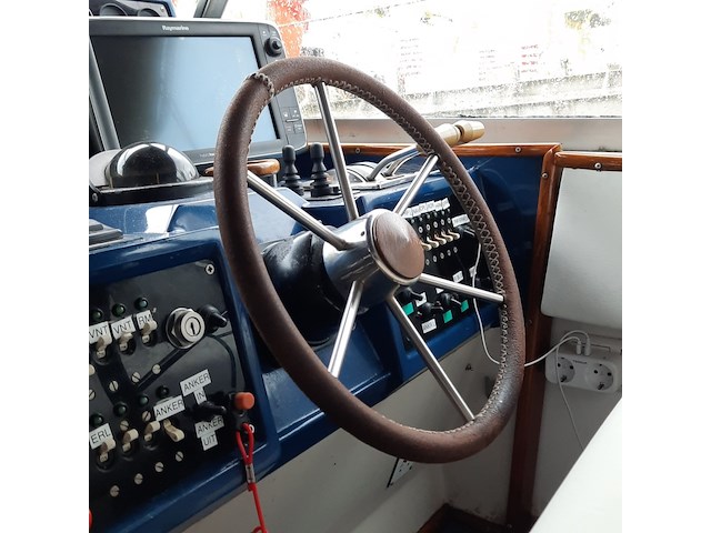 Kajuit motorboot, sea ray, 390 express, 1987 - afbeelding 76 van  142