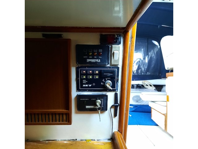 Kajuit motorboot, sea ray, 390 express, 1987 - afbeelding 81 van  142