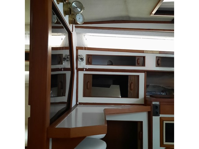 Kajuit motorboot, sea ray, 390 express, 1987 - afbeelding 120 van  142