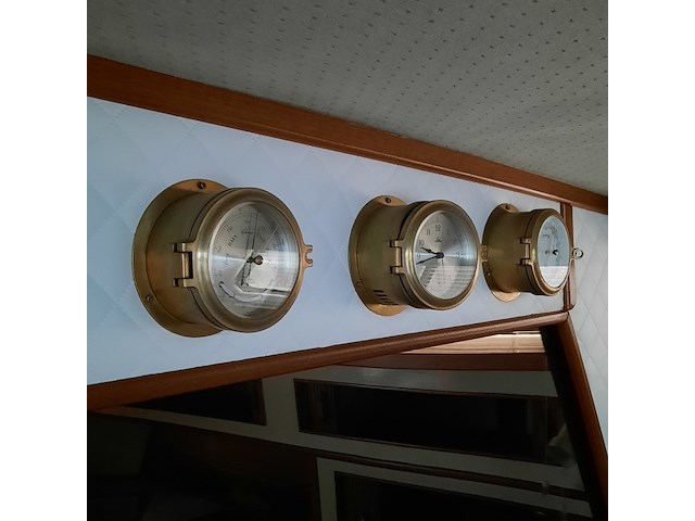 Kajuit motorboot, sea ray, 390 express, 1987 - afbeelding 129 van  142