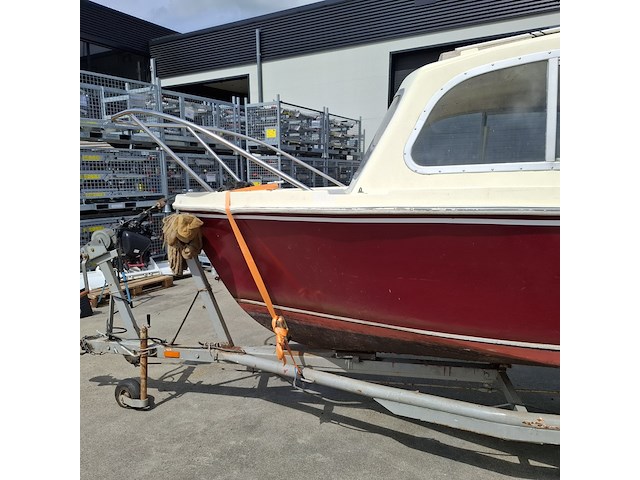Kajuitboot met yamaha 9,9pk en boottrailer, fairline, 630 - afbeelding 4 van  51