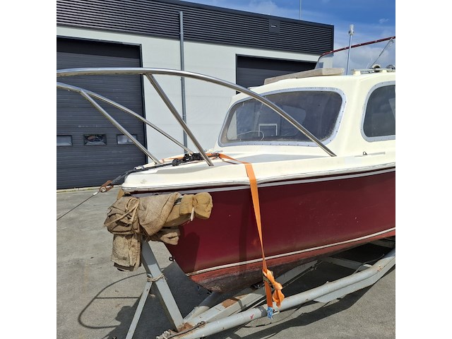 Kajuitboot met yamaha 9,9pk en boottrailer, fairline, 630 - afbeelding 5 van  51
