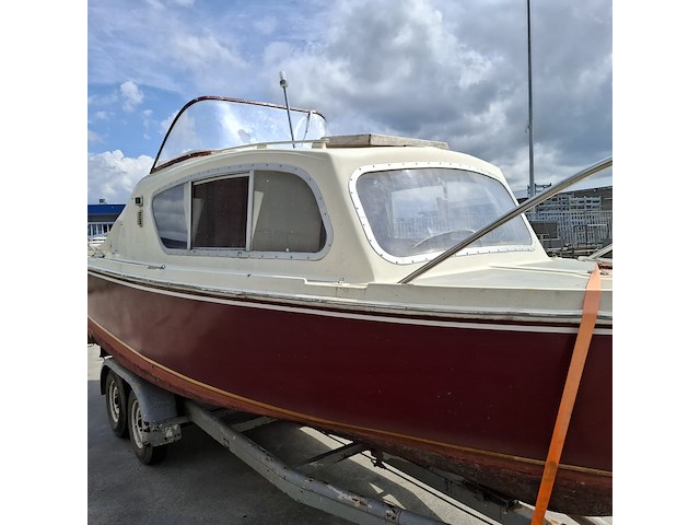 Kajuitboot met yamaha 9,9pk en boottrailer, fairline, 630 - afbeelding 8 van  51