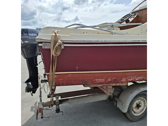 Kajuitboot met yamaha 9,9pk en boottrailer, fairline, 630 - afbeelding 14 van  51
