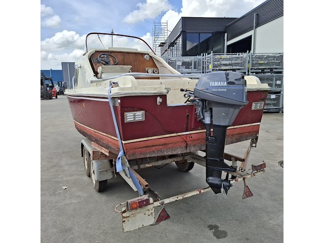 Kajuitboot met yamaha 9,9pk en boottrailer, fairline, 630 - afbeelding 15 van  51