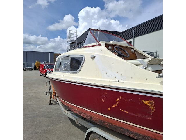 Kajuitboot met yamaha 9,9pk en boottrailer, fairline, 630 - afbeelding 22 van  51