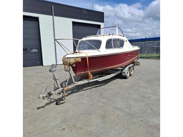 Kajuitboot met yamaha 9,9pk en boottrailer, fairline, 630 - afbeelding 12 van  51