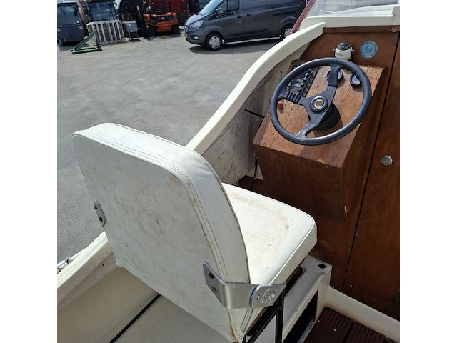 Kajuitboot met yamaha 9,9pk en boottrailer, fairline, 630 - afbeelding 30 van  51