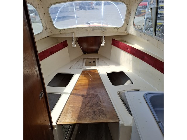 Kajuitboot met yamaha 9,9pk en boottrailer, fairline, 630 - afbeelding 39 van  51