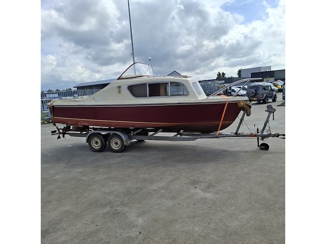 Kajuitboot met yamaha 9,9pk en boottrailer, fairline, 630 - afbeelding 34 van  51