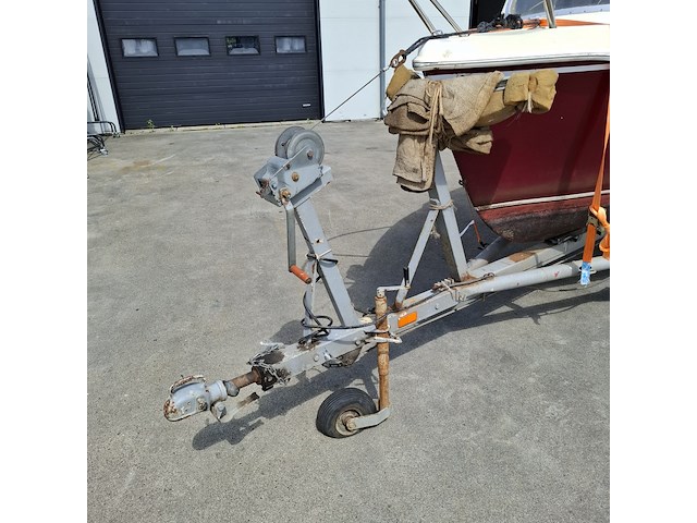 Kajuitboot met yamaha 9,9pk en boottrailer, fairline, 630 - afbeelding 47 van  51