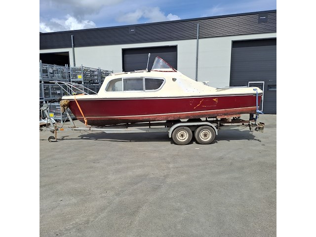 Kajuitboot met yamaha 9,9pk en boottrailer, fairline, 630 - afbeelding 51 van  51