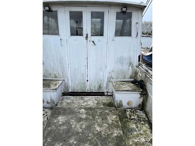 Kajuitboot opknapper - afbeelding 11 van  15