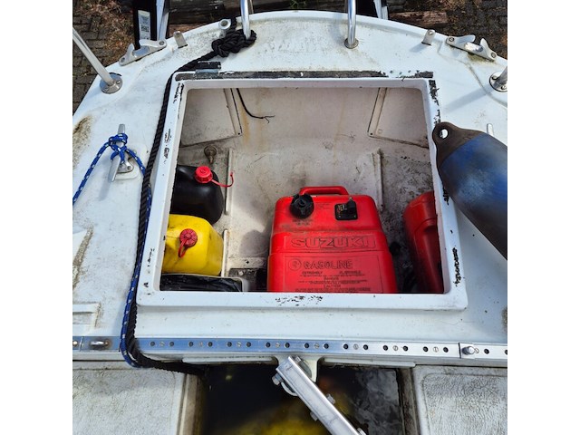 Kajuitzeilboot, hurley , 700 - afbeelding 10 van  24