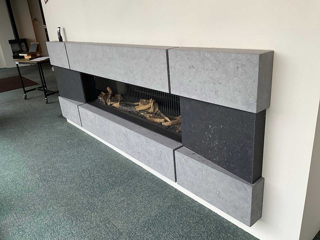 Kallfire g160/41f inbouwgashaard met natuursteen schouw - afbeelding 1 van  3