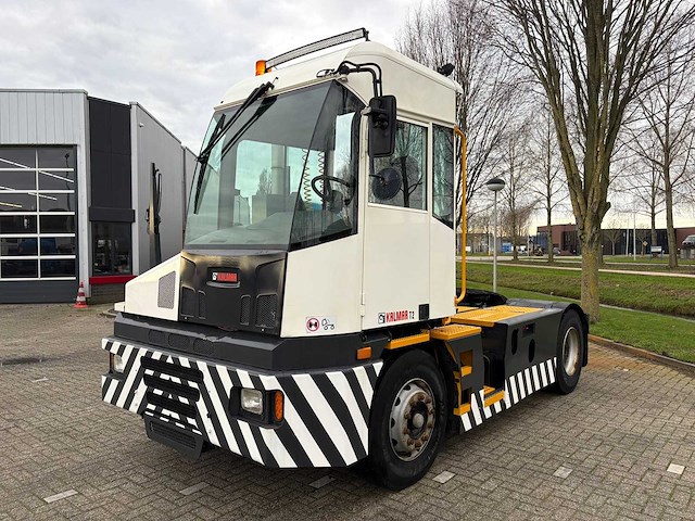 Kalmar - t2 - 2017 - terminal trekker - afbeelding 1 van  15