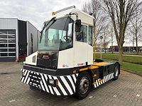 Kalmar - t2 - 2017 - terminal trekker - afbeelding 1 van  15