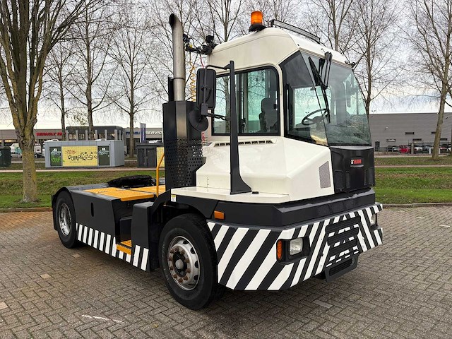 Kalmar - t2 - 2017 - terminal trekker - afbeelding 10 van  15