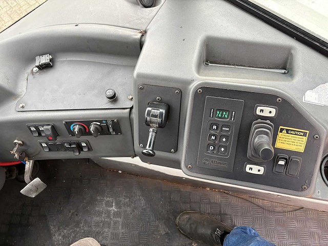 Kalmar - t2 - 2017 - terminal trekker - afbeelding 12 van  15