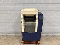 Kalmeijer - amandelwalsmachine - afbeelding 1 van  6