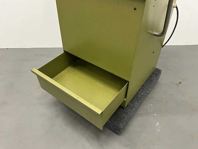 Kalmeijer - kbr 12½ - broodsnijmachine - afbeelding 7 van  7